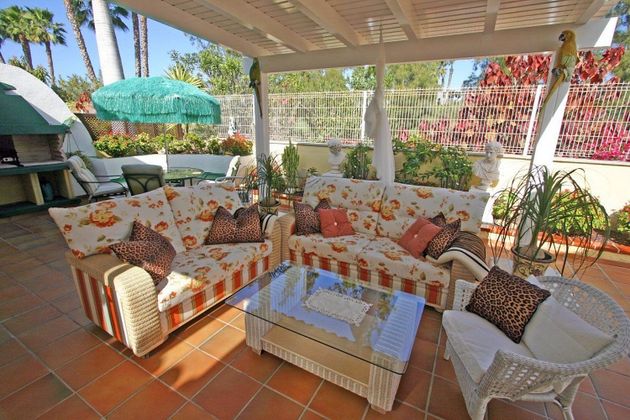 Foto 2 de Venta de chalet en Los Cristianos - Playa de las Américas de 3 habitaciones con terraza y piscina