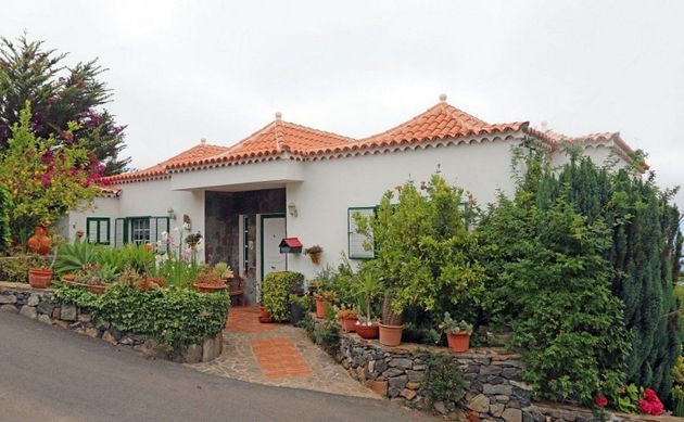Foto 2 de Casa en venda a Guía de Isora interior de 3 habitacions amb terrassa i garatge