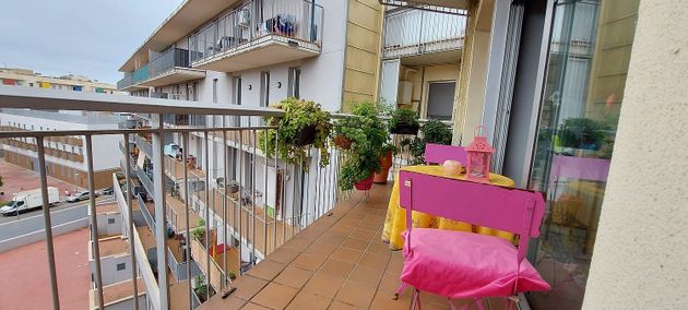 Foto 2 de Pis en venda a Sant Adrià de Besos de 2 habitacions amb terrassa i garatge