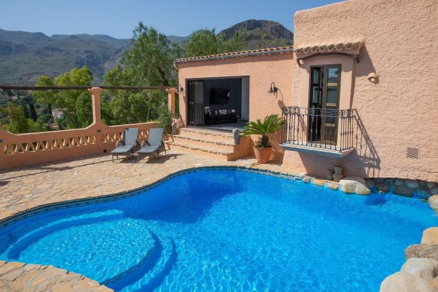 Foto 2 de Casa en venda a Turre de 5 habitacions amb terrassa i piscina