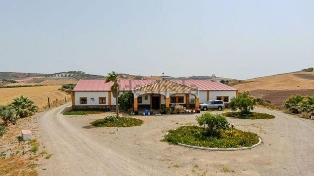 Foto 2 de Casa rural en venda a Castilblanco de los Arroyos de 7 habitacions amb terrassa i jardí
