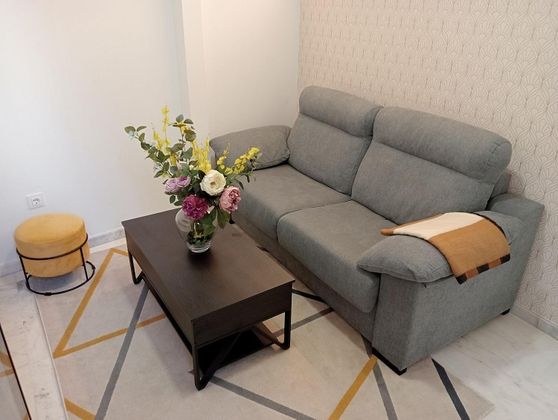 Foto 2 de Piso en alquiler en Encarnación - Regina de 1 habitación con muebles y aire acondicionado