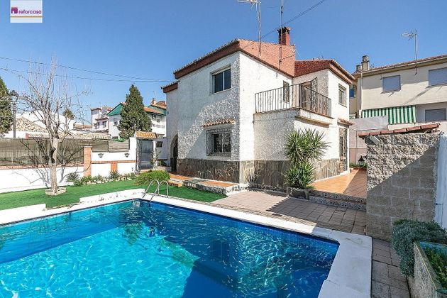 Foto 1 de Venta de chalet en calle De Pablo Rojas de 5 habitaciones con terraza y piscina
