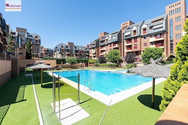 Foto 2 de Pis en venda a calle Aconcagua de 2 habitacions amb terrassa i piscina