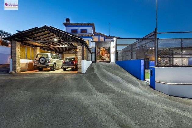 Foto 2 de Venta de chalet en San Francisco - Chorillo de 4 habitaciones con terraza y garaje