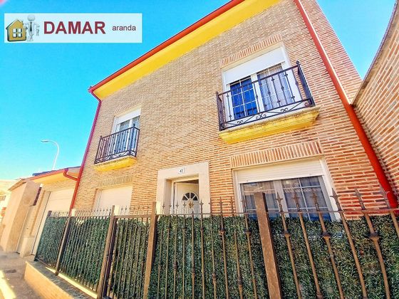 Foto 2 de Xalet en venda a calle Ranal de 5 habitacions amb terrassa i garatge