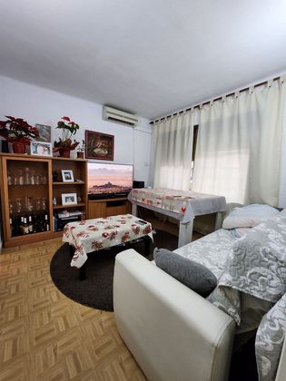 Foto 1 de Piso en venta en Les Roquetes de 3 habitaciones con aire acondicionado y calefacción