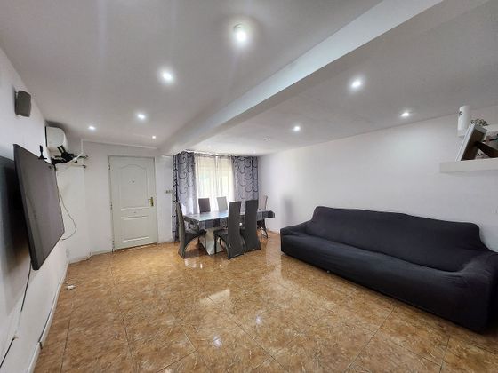 Foto 2 de Casa en venda a Les Roquetes de 3 habitacions amb terrassa