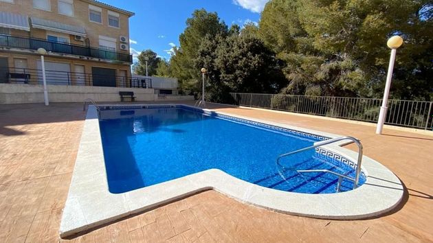 Foto 2 de Casa en venda a Els Munts de 4 habitacions amb piscina i garatge
