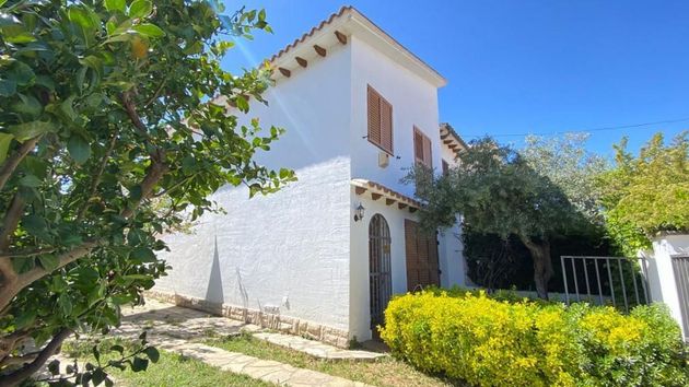 Foto 1 de Casa en venta en Sant Salvador de 4 habitaciones con jardín