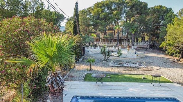 Foto 1 de Venta de chalet en calle Boscos de Valls de 10 habitaciones con terraza y piscina