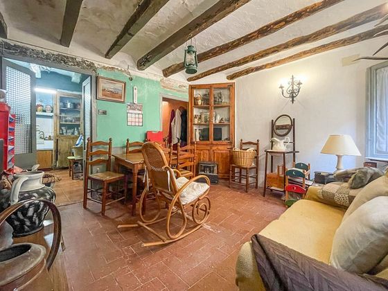 Foto 2 de Casa adossada en venda a calle De la Vila de 4 habitacions i 150 m²