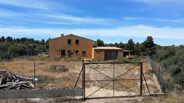 Foto 1 de Casa rural en venda a calle Pla del Mas de 4 habitacions i 277 m²