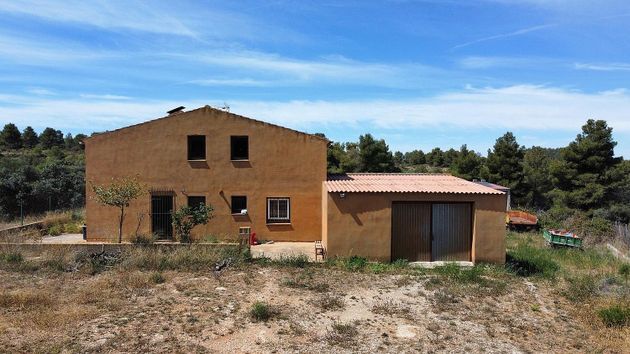 Foto 2 de Casa rural en venda a calle Pla del Mas de 4 habitacions i 277 m²