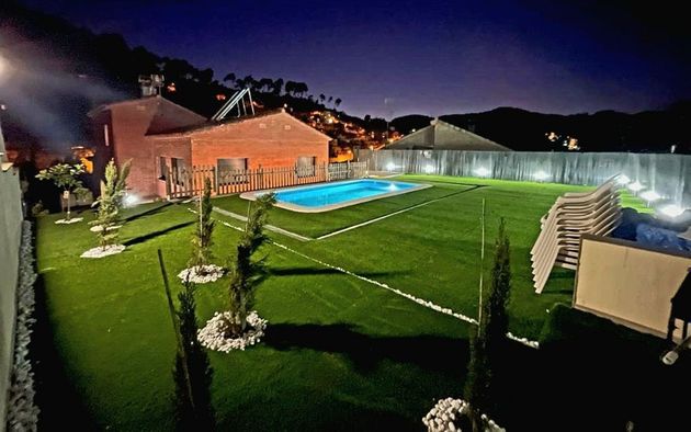 Foto 1 de Xalet en venda a Sant Vicenç dels Horts de 3 habitacions amb terrassa i piscina