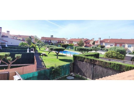 Foto 1 de Venta de casa en Vilafortuny - Cap de Sant Pere de 5 habitaciones con terraza y piscina