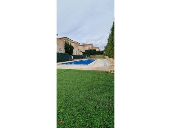 Foto 1 de Venta de casa en Casalot de 3 habitaciones con terraza y piscina