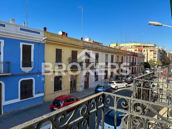 Foto 1 de Casa en venta en Els Orriols de 4 habitaciones con terraza y piscina