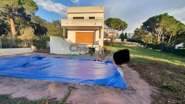 Foto 2 de Venta de casa en Mas Pere-Río de Oro de 3 habitaciones con piscina y garaje
