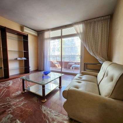 Foto 1 de Àtic en venda a calle Del Xiprer de 4 habitacions amb terrassa i balcó