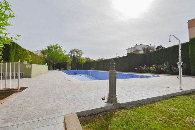 Foto 1 de Pis en venda a Albolote de 2 habitacions amb terrassa i piscina