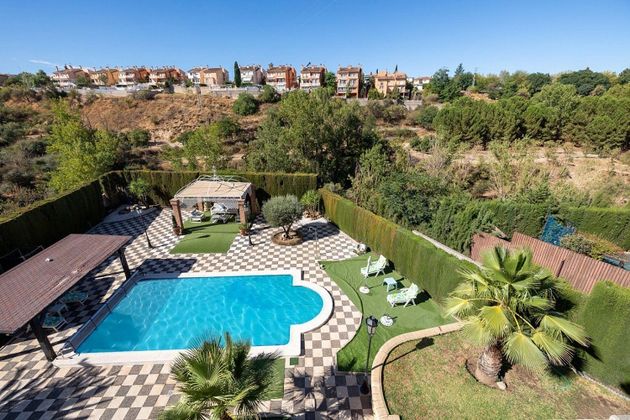 Foto 2 de Xalet en venda a Gójar de 6 habitacions amb terrassa i piscina