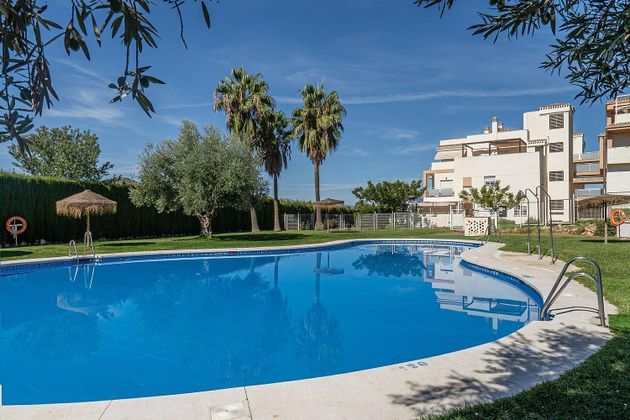 Foto 1 de Pis en venda a Albolote de 3 habitacions amb terrassa i piscina