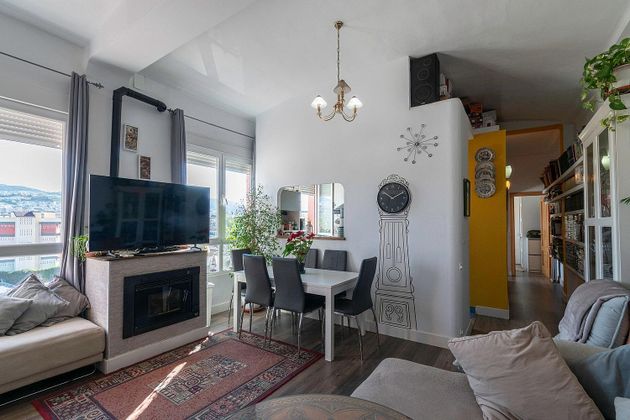 Foto 1 de Piso en venta en Camino de Ronda - Rosaleda de 2 habitaciones con terraza y aire acondicionado