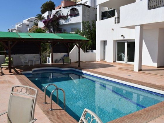 Foto 1 de Venta de chalet en calle Espana de 6 habitaciones con terraza y piscina