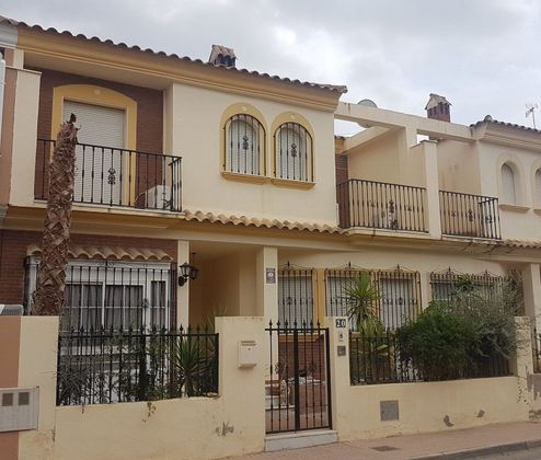 Foto 1 de Dúplex en venda a calle Doctor Grande Covián de 4 habitacions amb terrassa i garatge