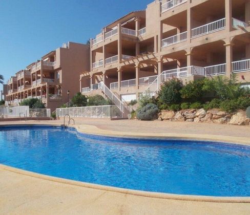 Foto 1 de Pis en venda a paseo Del Moro Manco de 2 habitacions amb terrassa i piscina