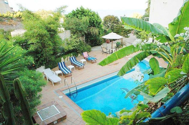 Foto 1 de Dúplex en venda a calle Los Arcos de 4 habitacions amb terrassa i piscina
