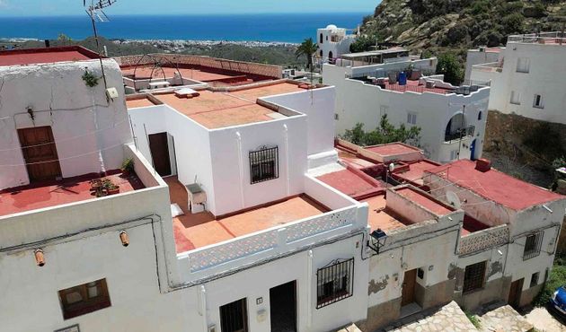 Foto 2 de Casa en venda a calle Clavete de 3 habitacions amb terrassa
