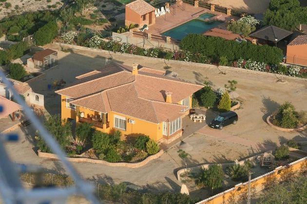 Foto 2 de Chalet en venta en calle Diseminado Llanos Rosa de 4 habitaciones con terraza y piscina