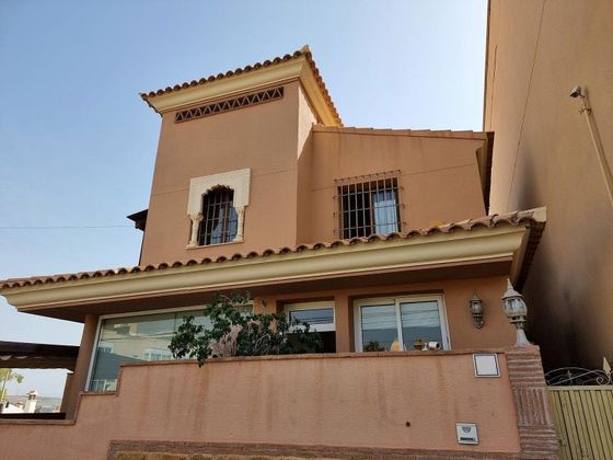 Foto 1 de Chalet en venta en calle Cádiz de 7 habitaciones con terraza y piscina
