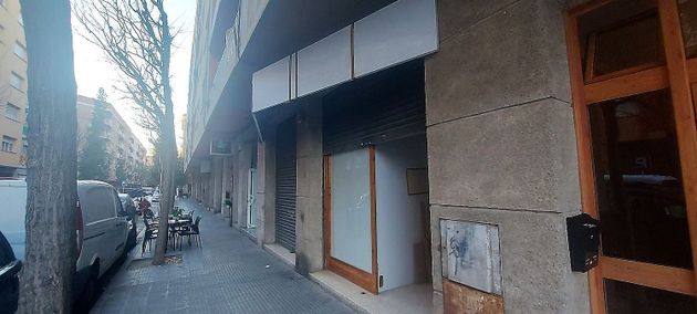 Foto 2 de Local en venda a calle Argentera de 146 m²