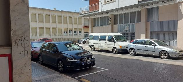 Foto 2 de Garaje en venta en Ponent de 12 m²