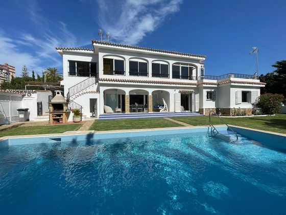 Foto 1 de Xalet en venda a Puerto Marina de 5 habitacions amb terrassa i piscina