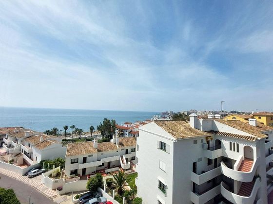 Foto 2 de Estudi en venda a Puerto Marina amb terrassa i piscina
