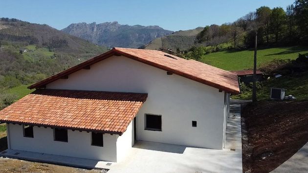 Foto 2 de Casa en venda a calle Gainzabal amb terrassa i jardí