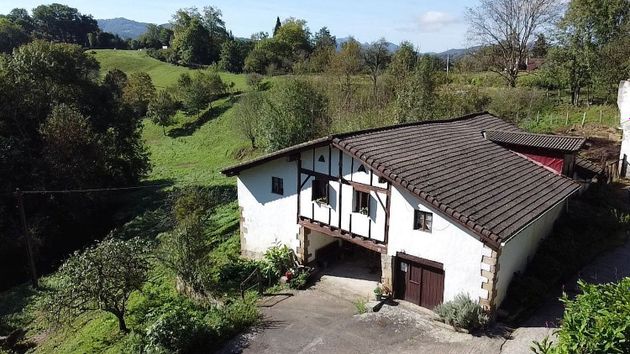 Foto 1 de Casa en venda a Oiartzun de 4 habitacions amb terrassa i jardí
