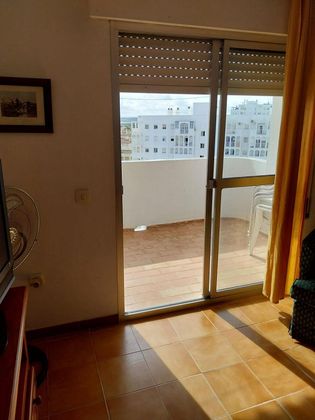 Foto 2 de Pis en venda a Puerto Real de 3 habitacions amb terrassa i piscina