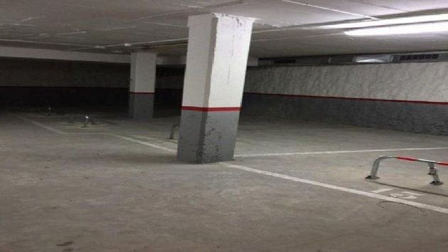 Foto 2 de Garaje en venta en Poble Nou - Zona Esportiva de 34 m²