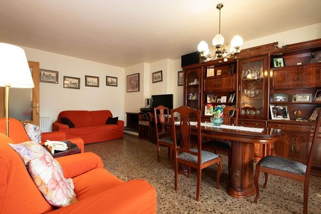 Foto 1 de Pis en venda a Ca n'Aurell de 4 habitacions amb terrassa i aire acondicionat