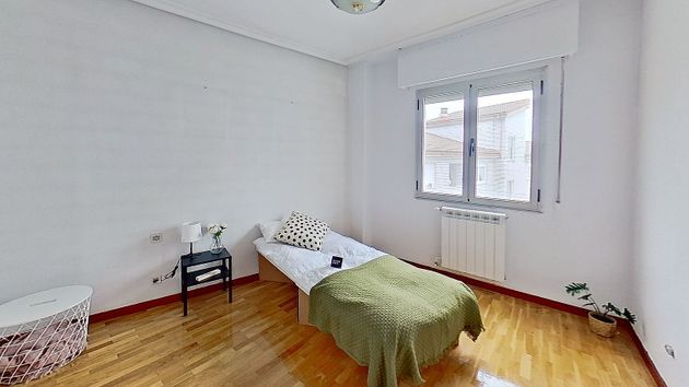 Foto 1 de Pis en venda a calle Miguel Zaera de 3 habitacions amb terrassa i calefacció