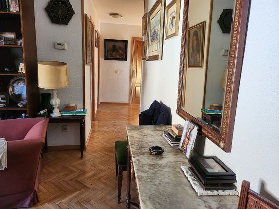 Foto 2 de Dúplex en venda a Abantos - Carmelitas de 4 habitacions amb garatge i balcó