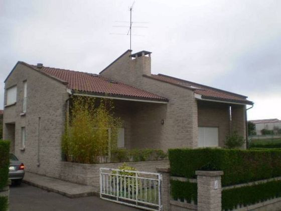 Foto 1 de Xalet en venda a Viella-Granda-Meres de 5 habitacions amb terrassa i piscina