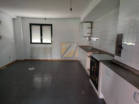 Foto 1 de Piso en venta en Riosa de 3 habitaciones con terraza y calefacción
