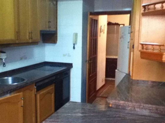 Foto 1 de Venta de piso en Huca - Prados de 3 habitaciones con garaje y calefacción