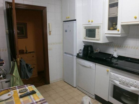 Foto 2 de Pis en venda a Tenderina Alta - Fozaneldi de 3 habitacions amb garatge i calefacció
